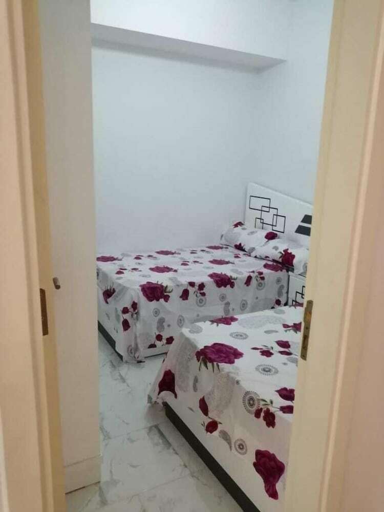2 Bedrooms Apartment Pool & Sea View