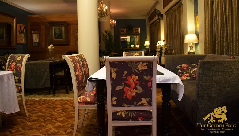 Hotel The Golden Frog