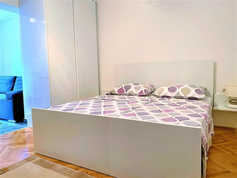 Hotel Apartments Milak