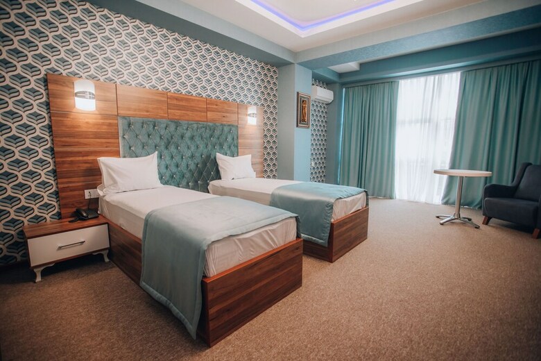 Royal Sapphire Hotel