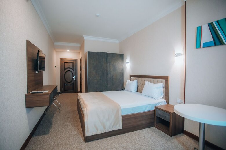 Royal Sapphire Hotel