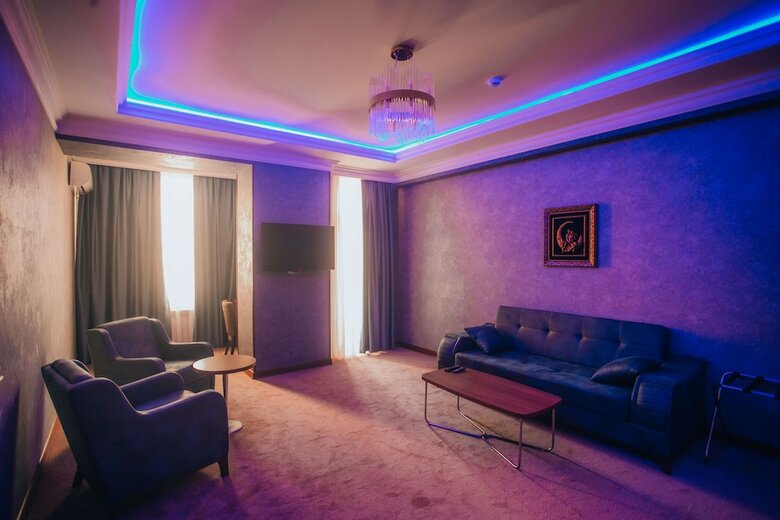 Royal Sapphire Hotel