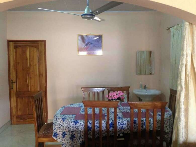 Hotel Kwamo Executive Lodge