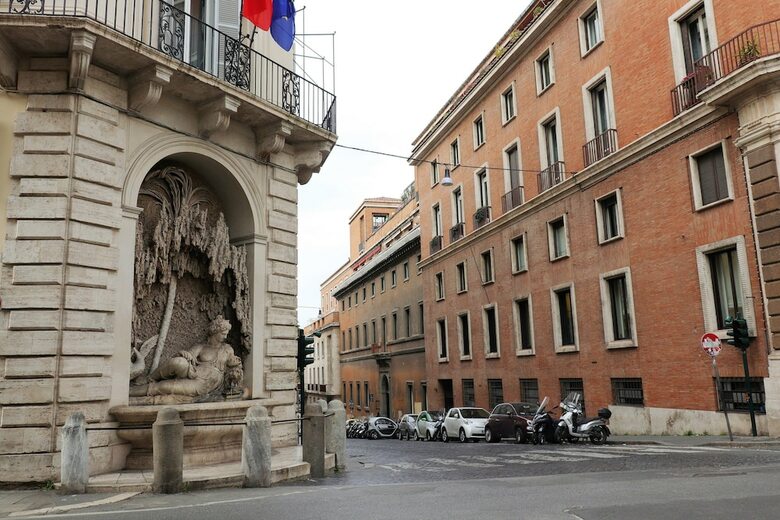 Trevi Palazzo Storico Suite B&B