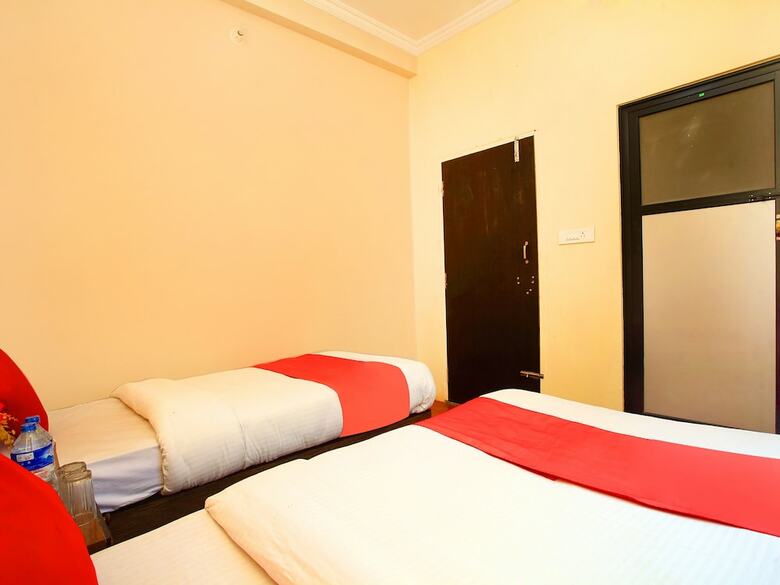 Hotel Spot On 543 New Lotus Lodge