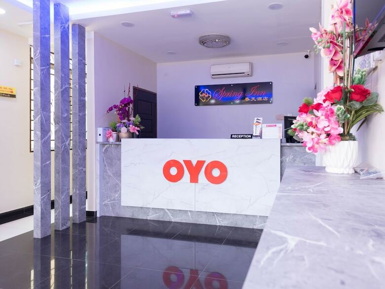 Oyo 89366 Spring Inn Hotel