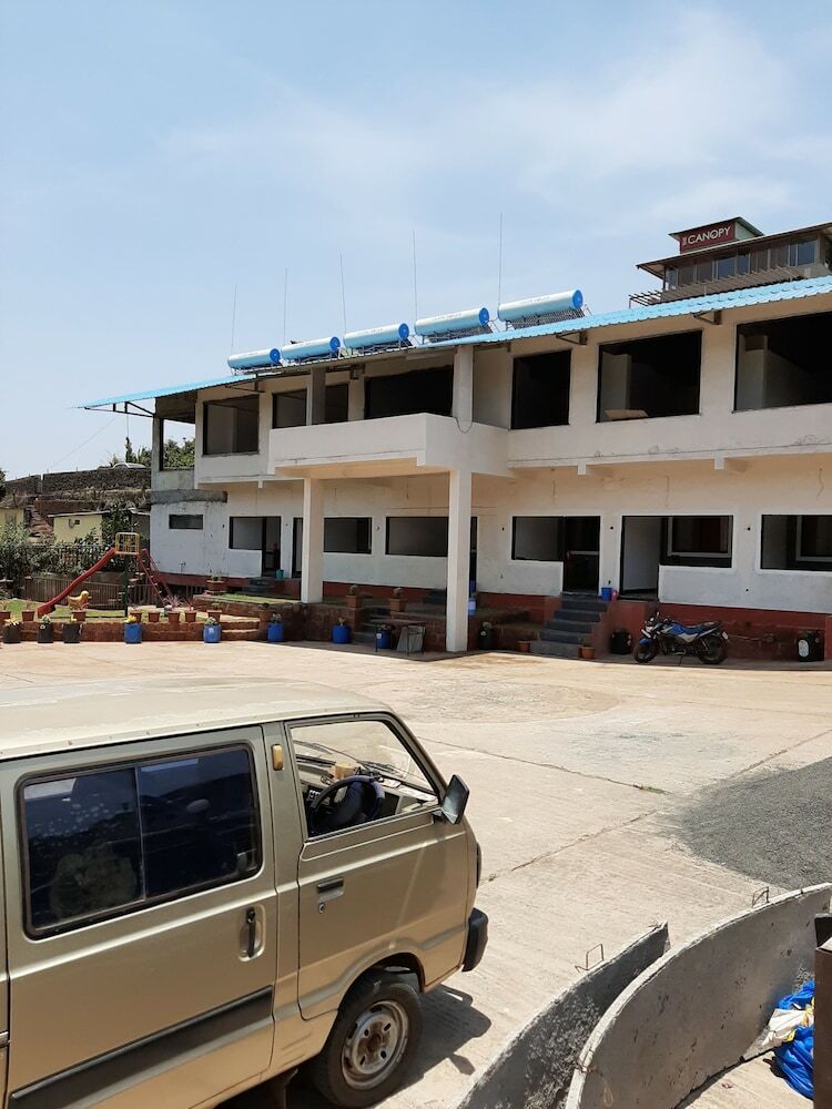 Hotel Lake Paradise Mahabaleshwar