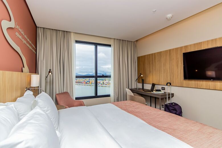 Hotel Mercure Itaja� Navegantes