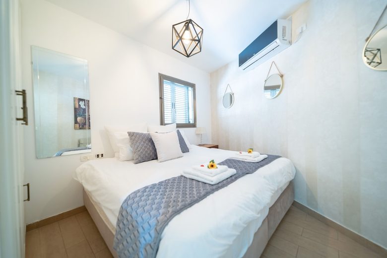Amazing Apartment- 5 Min From The Beach