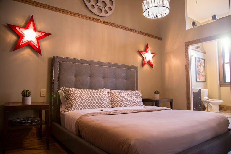Hotel School 31 Lofts At Colors Studios