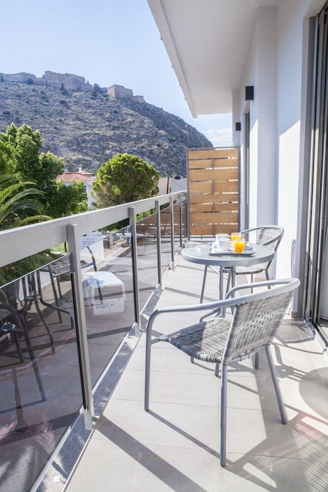 Hotel Anemos Rooms & Apartments