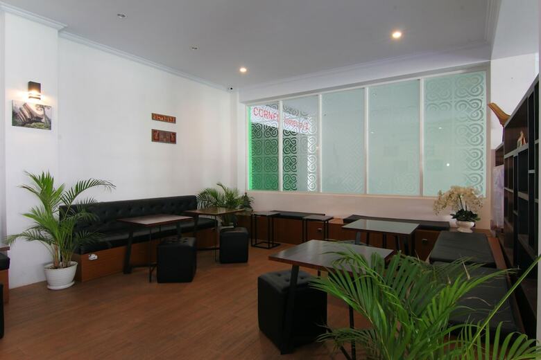 Hotel Cornel Coffee And Stay