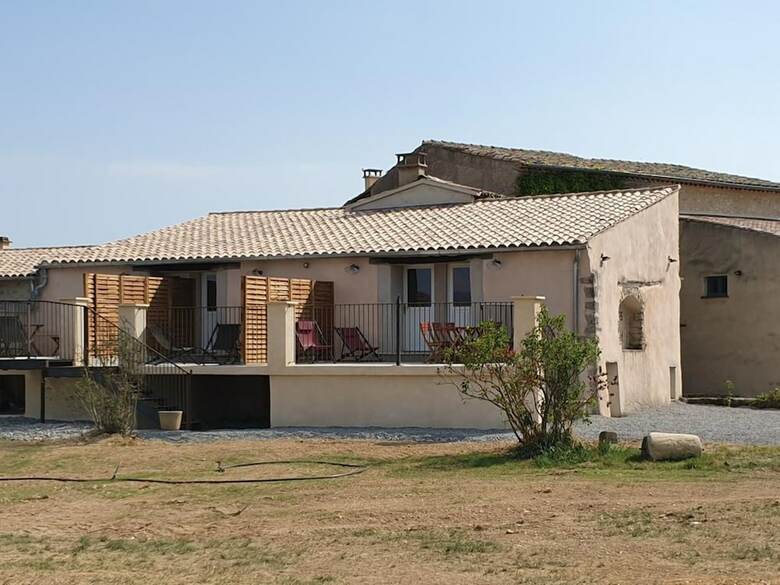 Bed & Breakfast Domaine Les Bayles - Chambres D'h�tes