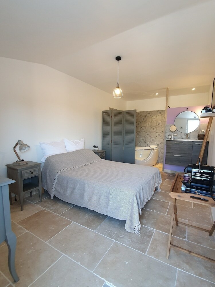 Bed & Breakfast Domaine Les Bayles - Chambres D'h�tes