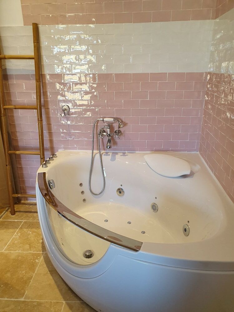 Bed & Breakfast Domaine Les Bayles - Chambres D'h�tes