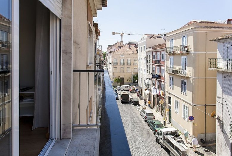 Alfama River Views Apartment Rentexperience