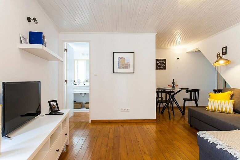Alfama Stylish Apartment Rentexperience
