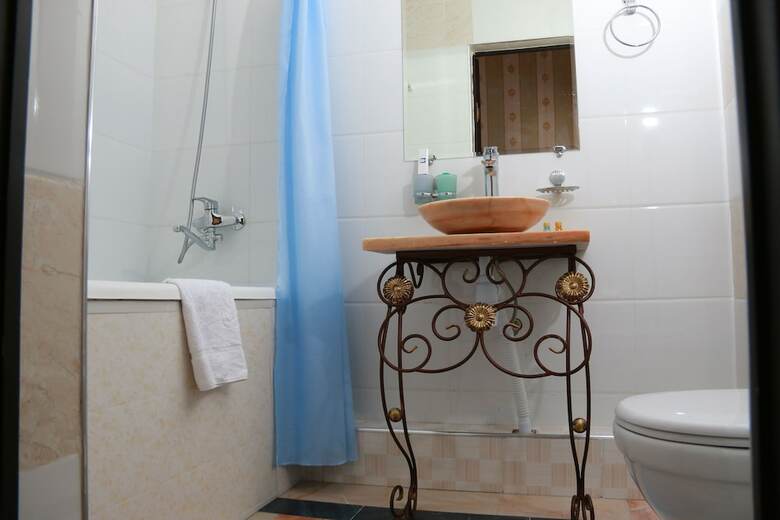 Garden Plaza Hotel
