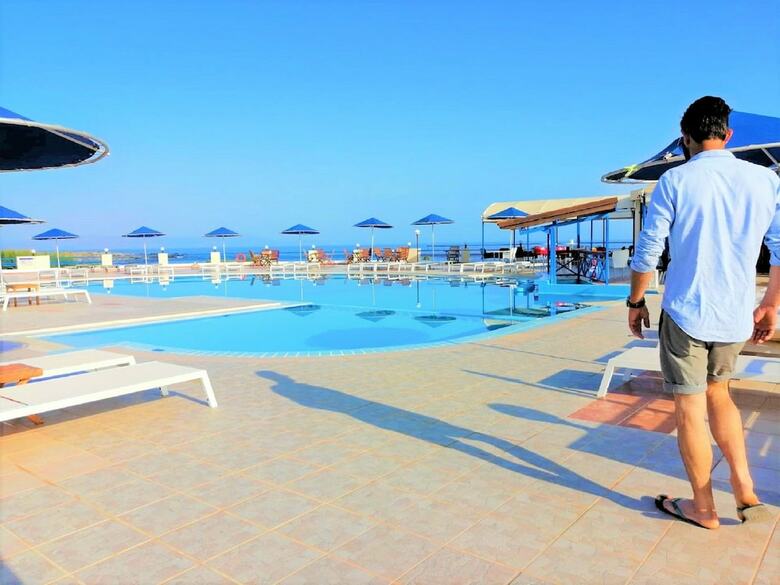 Aparthotel Zorbas Beach Village Hotel