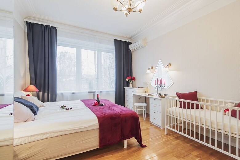 Gm Apartment Staropimenovskiy 16