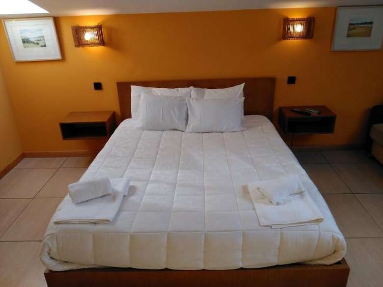 Bed & Breakfast Porto Suites Do Marqu�s