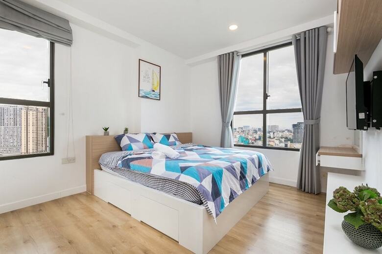 Aparthotel Justay Millennium Riverside