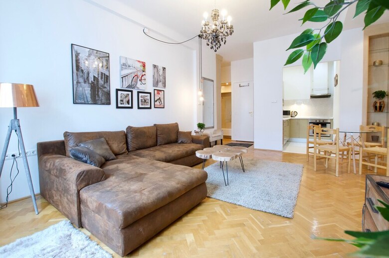 Standard Apartment By Hi5 - Mad�ch Imre 1