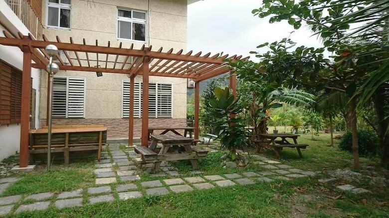 Bed & Breakfast Ho Hai Yan Homestay