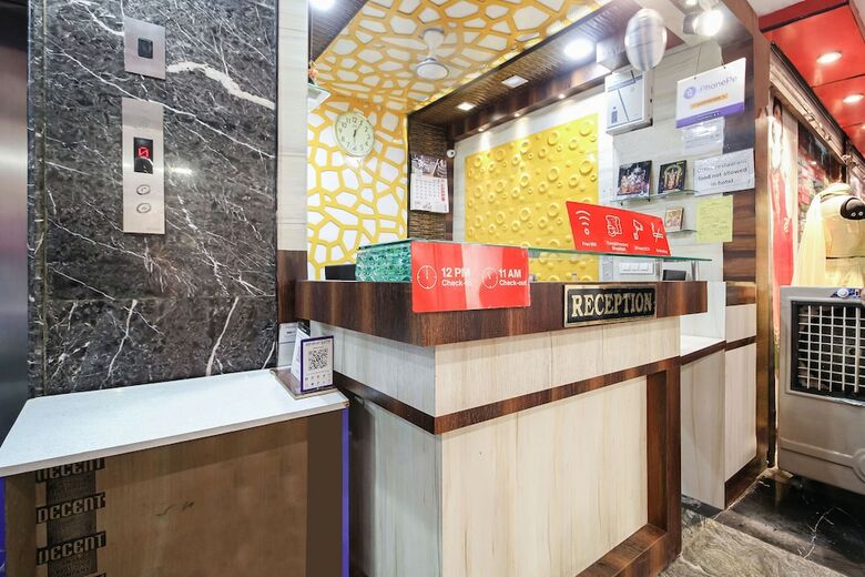 Hotel Oyo 45999 Tulsi Palace