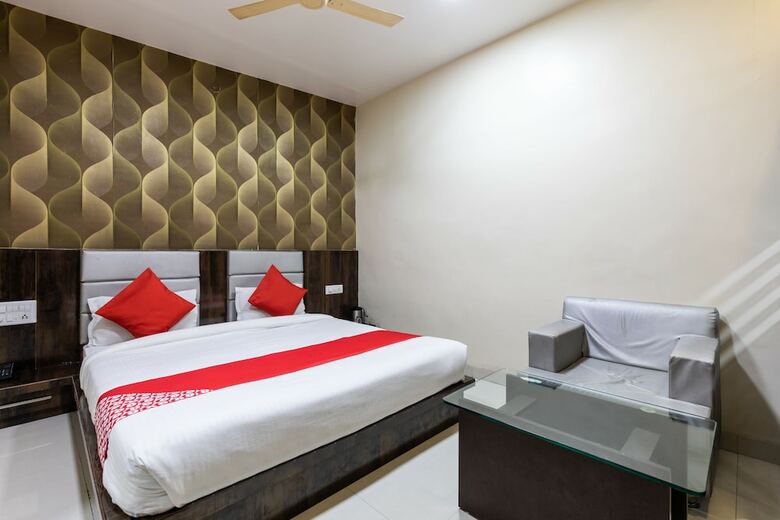 Hotel Oyo 41898 Balaji Palace