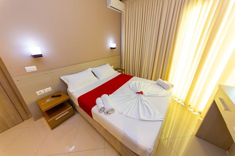Hotel Dclub Villa Qendra Village