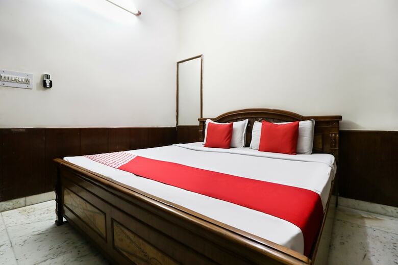 Spot On 46852 Hotel Pal Regency