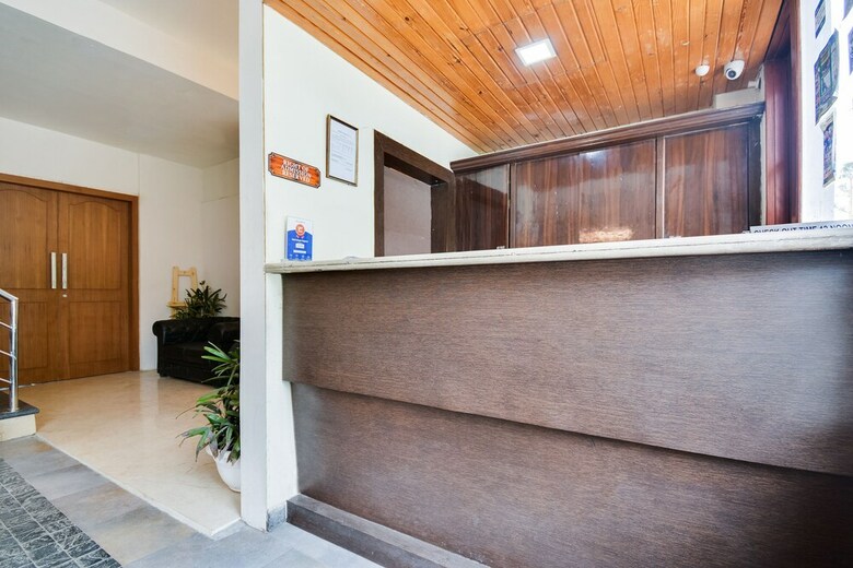 Oyo 6231 Hotel Aangan Regency