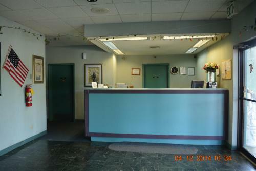 Hotel Camilla Inn & Suites