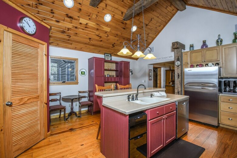 Country Roads Cabin