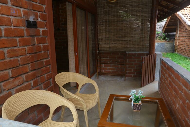 Hotel Click Hiriketiya