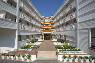 Catamaran Resort Hotel
