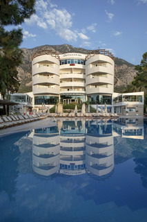 Catamaran Resort Hotel