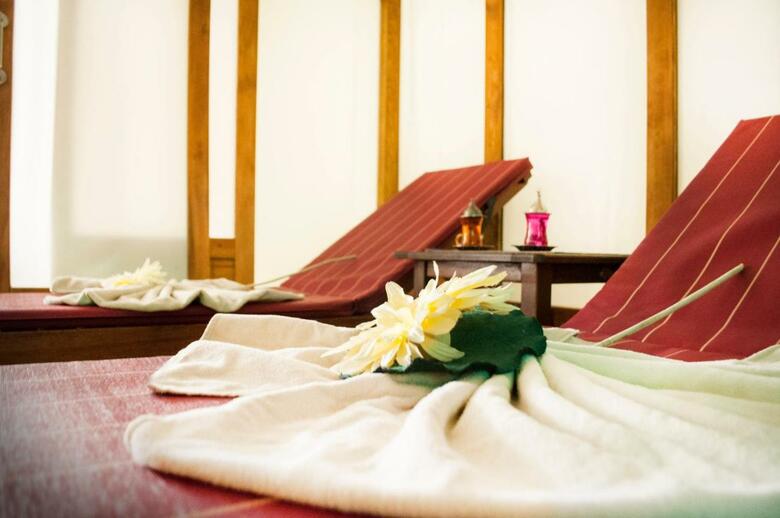 Hotel Golden Lotus