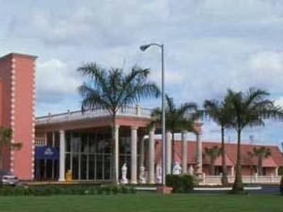 Hotel Roma Golden Glades Resort