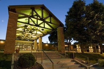 Hotel Arrowwood Resort And Conference Center