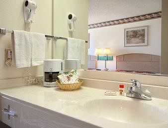 Hotel Super 8 Motel - Carroll East