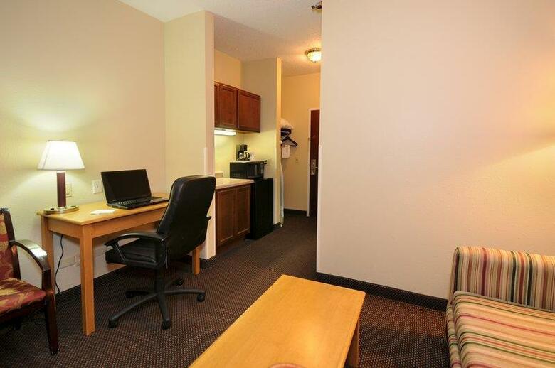 Hotel Best Western Crossroads Inn
