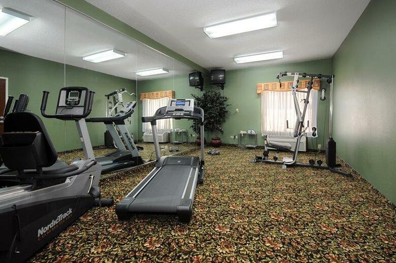 Hotel Best Western Crossroads Inn