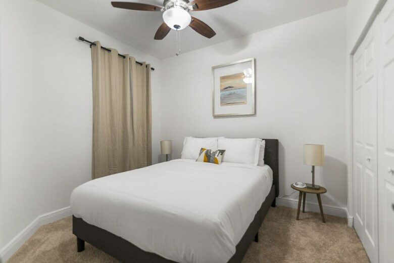 Kasa Davie Apartments