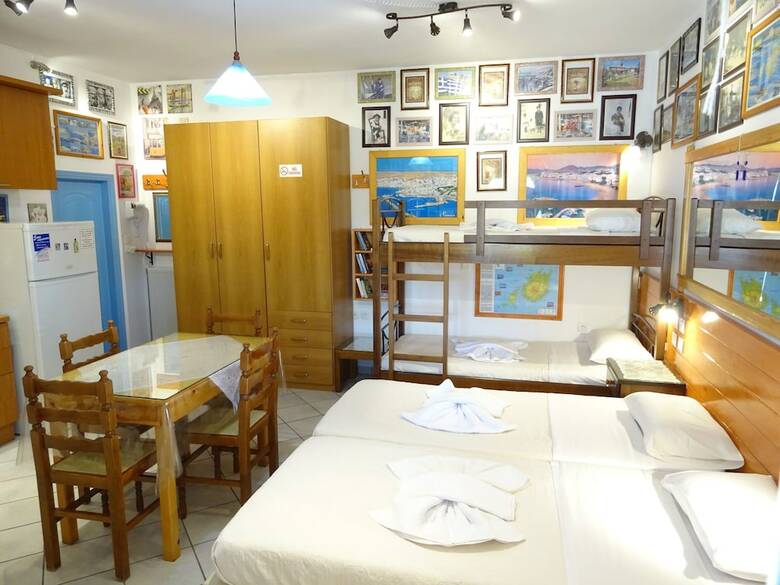 Kontaratos Studios & Apartments