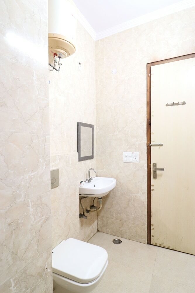 Hotel Winsome Residency