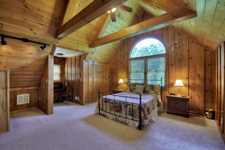 Cabana Rock Eagle Hideaway