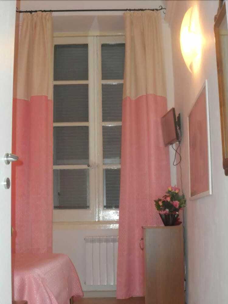Bed & Breakfast Palazzo Barli