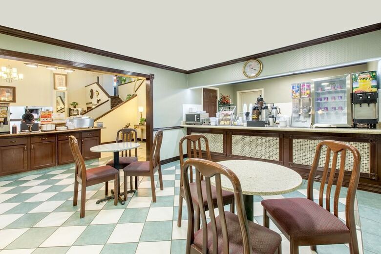 Motel Super 8 By Wyndham Tyler Tx